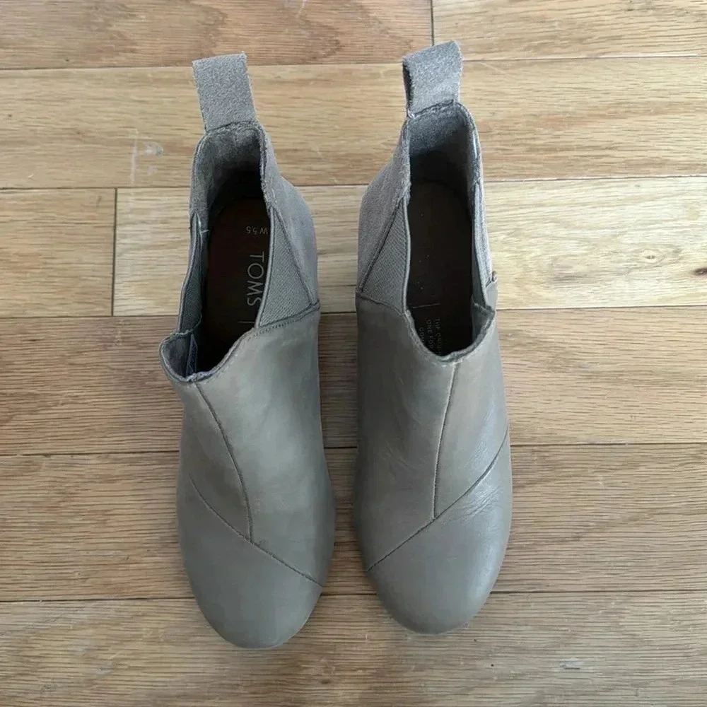 TOMS Wedge Bootie size 5.5
